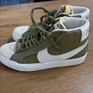 Nike Blazer Mid Premium